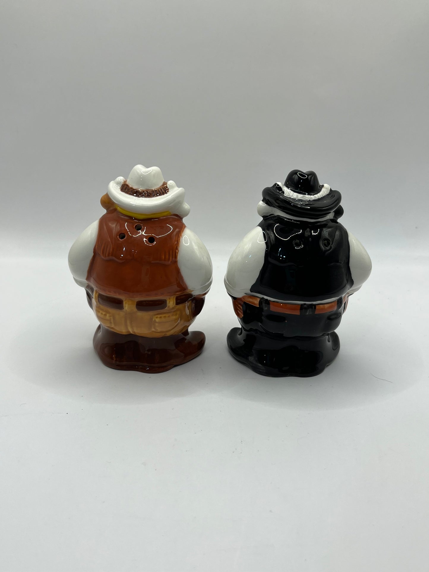 OutLaw Lawman Bull Salt & Pepper Shakers