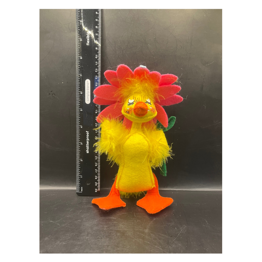 2014 Annalee Spring Showers Duck Doll w/ Pink Flower 8" Eyes Closed