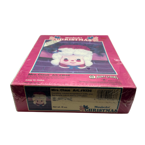 Wonder Art Christmas Mrs. Claus Art K#K136 Aunt Lydia's Made in USA 1991 New in Box