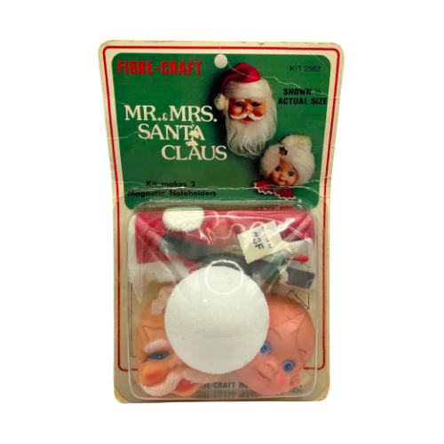 Vintage Fibre Craft Mr. And Mrs. Claus Magnetic Note Holders New Old Stock