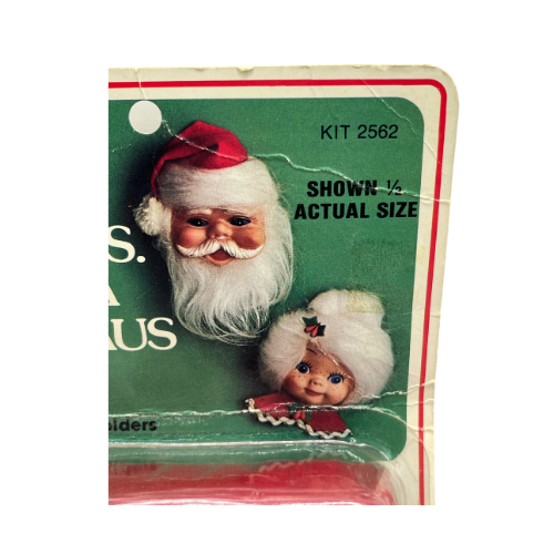 Vintage Fibre Craft Mr. And Mrs. Claus Magnetic Note Holders New Old Stock