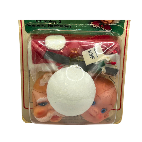 Vintage Fibre Craft Mr. And Mrs. Claus Magnetic Note Holders New Old Stock