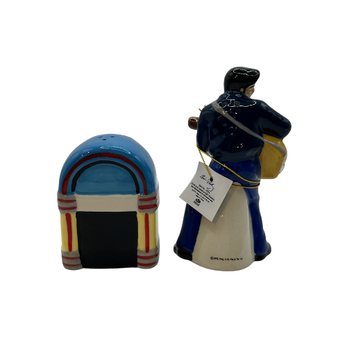Elvis Presley with Jukebox Magnetic Salt and Pepper Shaker Set New with Tags