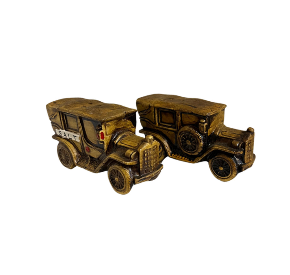 Vintage Model T Wagon Salt and Pepper Shakers Made in Japan