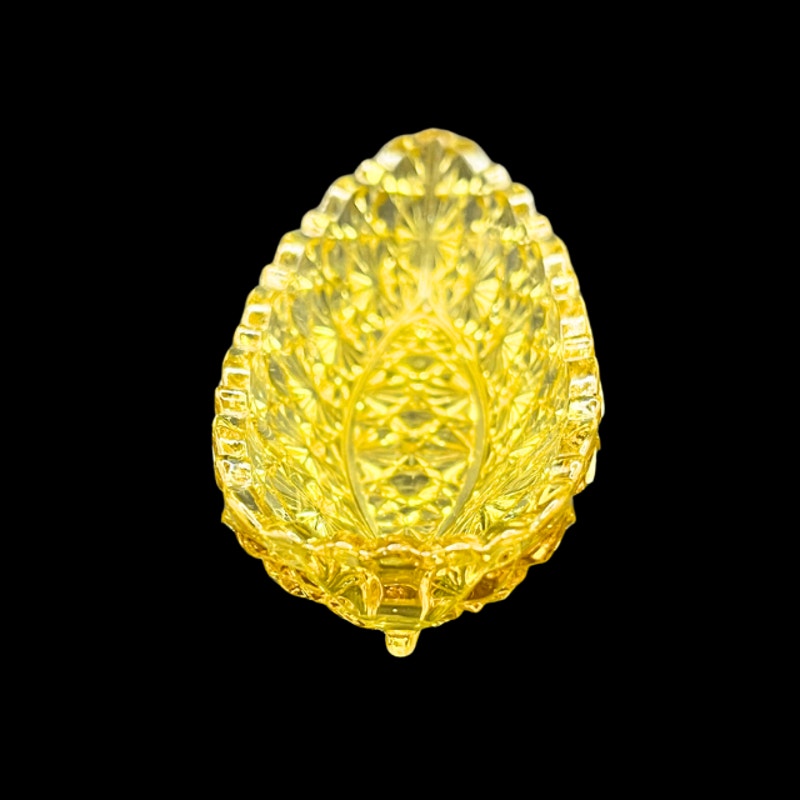 Vintage Amber Yellow Pressed Glass Canoe Dish Daisy & Button Pattern