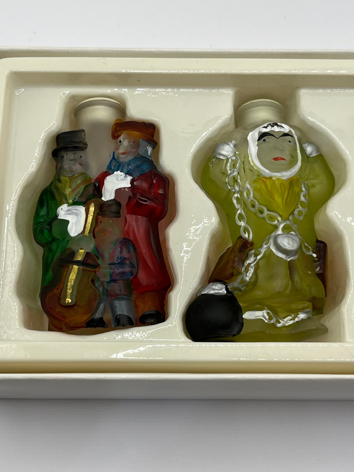 VNT Old World Christmas Light Covers " A  Christmas Carol"