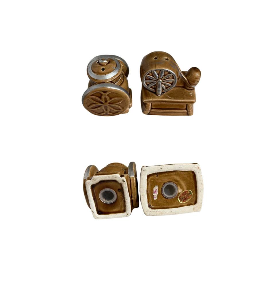 Enesco Spinning Wheel/ Coffee Grinder Shaker Set made in Japan