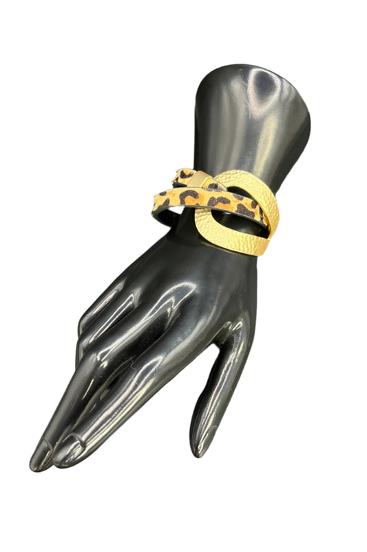* SAACHI Wild Loop Bracelet