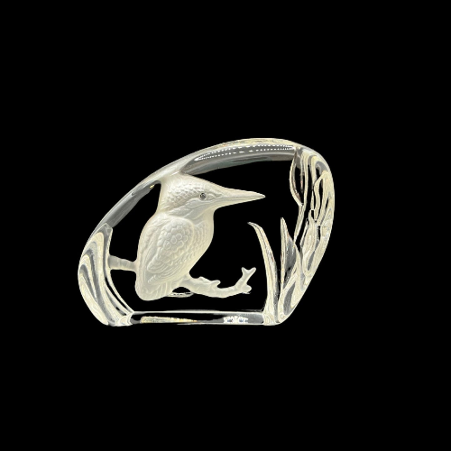 Wedgwood Crystal Reverse Cut Paperweight Wild Birds - Kingsfisher Bird
