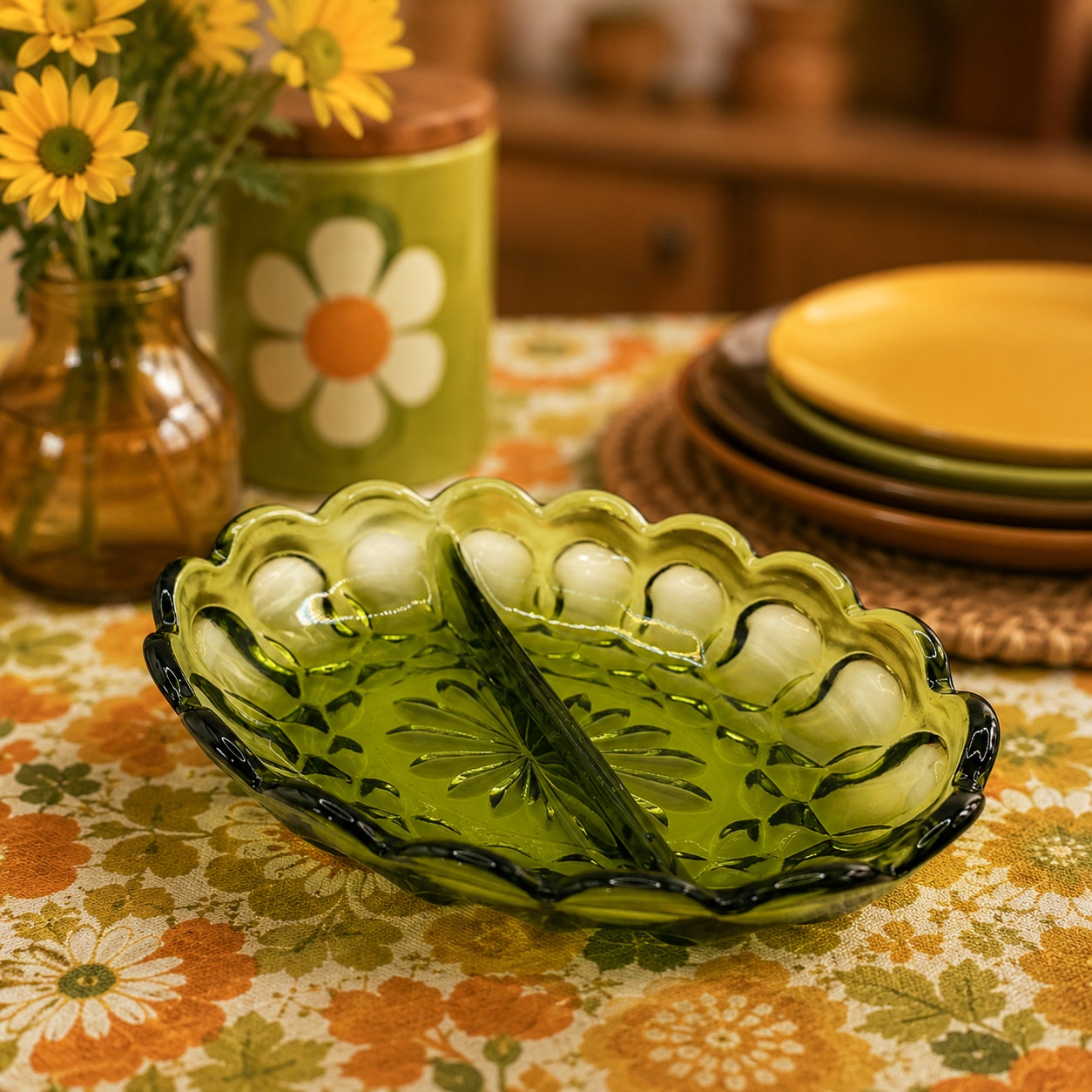 Vintage Anchor Hocking Fairfield Avocado Green Glass Oval Divided Relish Dish