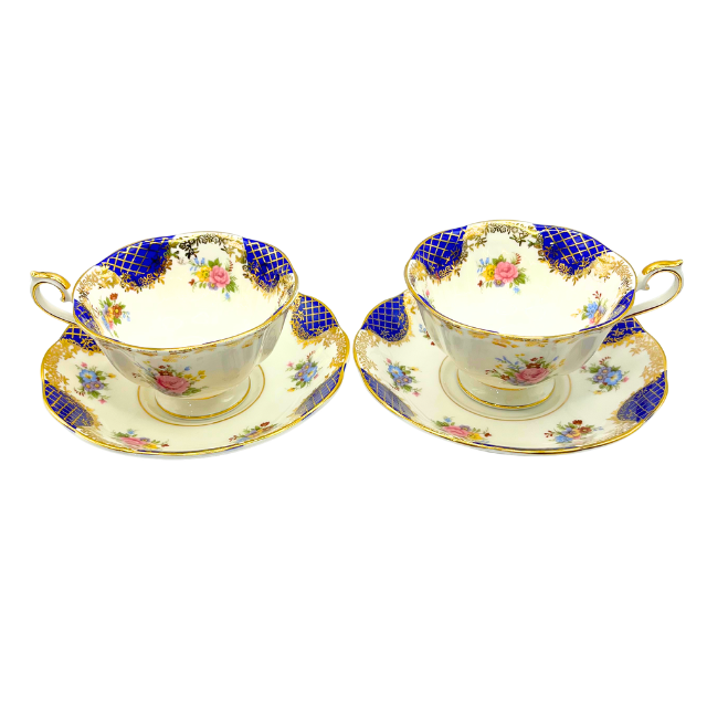 Vintage Royal Albert Empress Series Isabella Teacups and Saucers 4pc Set