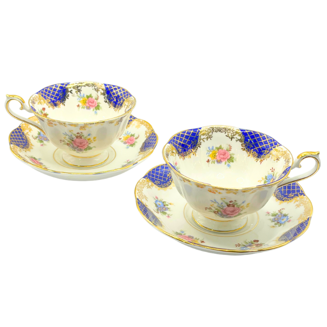 Vintage Royal Albert Empress Series Isabella Teacups and Saucers 4pc Set