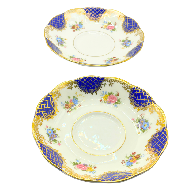 Vintage Royal Albert Empress Series Isabella Teacups and Saucers 4pc Set