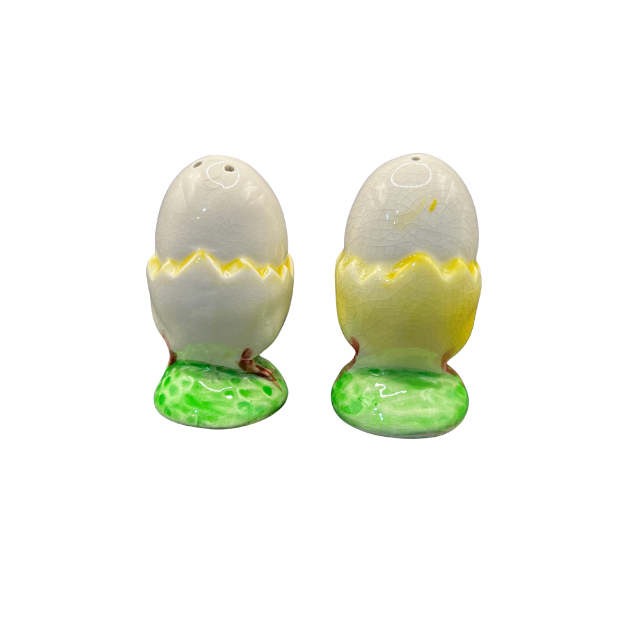 MCM Hatching Baby Chicks Salt and Pepper Set