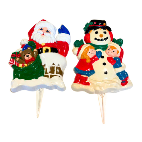 Vintage Plastic Mold Christmas Lawn Decor Stakes NEW DESINS INC.  - Flaw on Santa