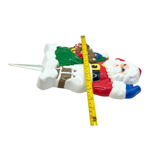 Vintage Plastic Mold Christmas Lawn Decor Stakes NEW DESINS INC.  - Flaw on Santa