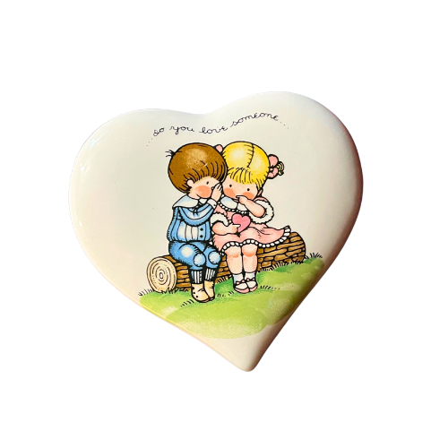 1970s Joan Walsh Anglund Heart Shaped "Do you  love some one" Trinket Box Made in Japan