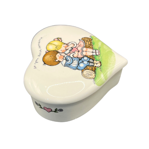 1970s Joan Walsh Anglund Heart Shaped "Do you  love some one" Trinket Box Made in Japan