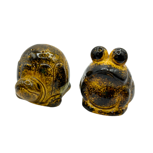 Vintage Turtle Frog Comb Salt And Pepper Shakers Japan Brown and Black Glaze