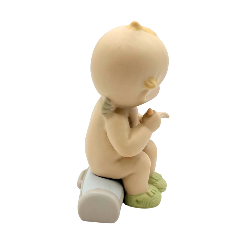 Vtg Kewpie Doll Golfer Sitting On Clubs Bisque Blue Wing Cherub Figurine 1991