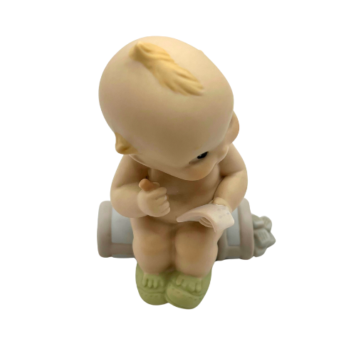 Vtg Kewpie Doll Golfer Sitting On Clubs Bisque Blue Wing Cherub Figurine 1991