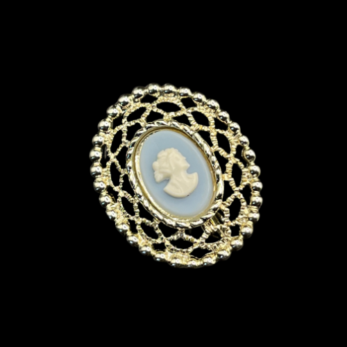 * Vintage 1950s Sarah Coventry Blue Cameo Lace Clip Earrings