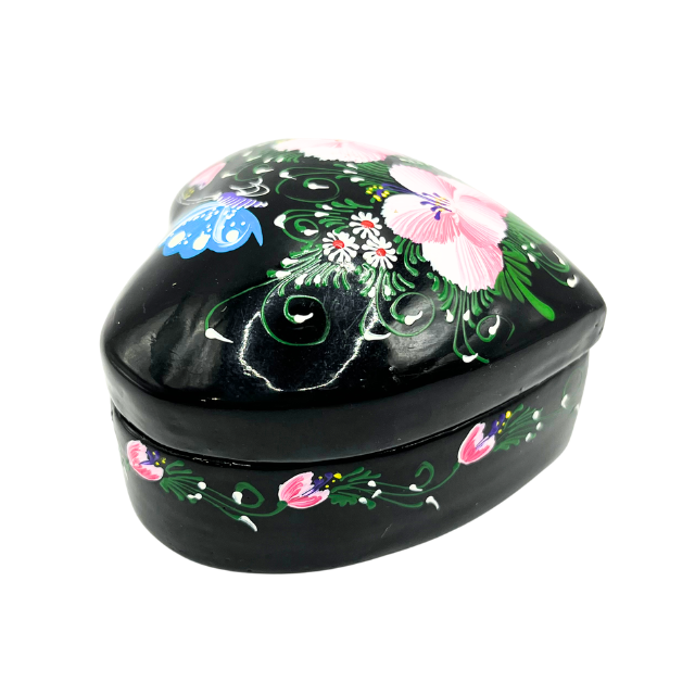 Vtg Black Lacquered Heart Shaped Lidded Trinket Box Hand Painted Made in Thailand