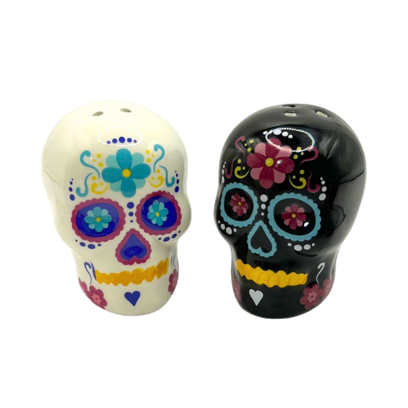 BW Day of the Dead Sugar Skull Ceramic Salt and Pepper Shakers Set New with Box