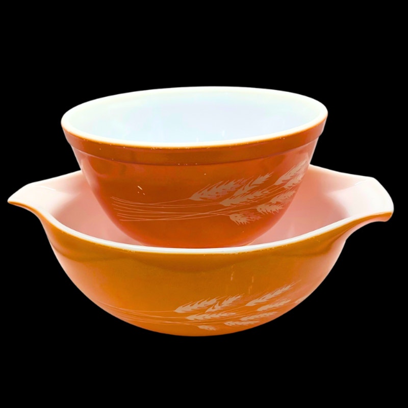 Vintage Pyrex Autumn Harvest Cinderella Mixing Bowl Set 2.5L / 1.5L Wheat