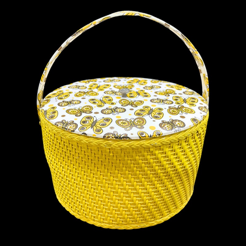 Vintage Yellow Woven Sewing Basket Retro Butterfly Padded Lid Handle 10"