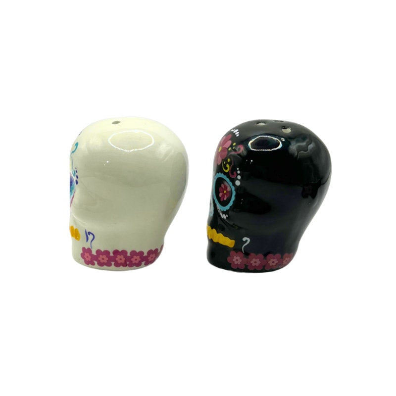 BW Day of the Dead Sugar Skull Ceramic Salt and Pepper Shakers Set New with Box